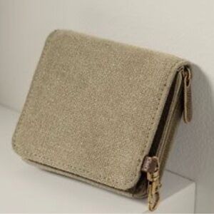 Thirty-One Clip N’ Zip Wallet